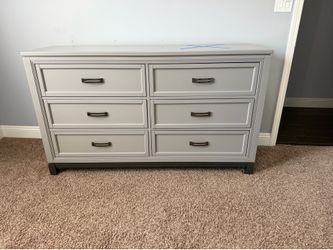 Thomasville Dresser Costco Like New - $1 BEST OFFER
