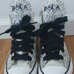 Converse Size 8 Mens