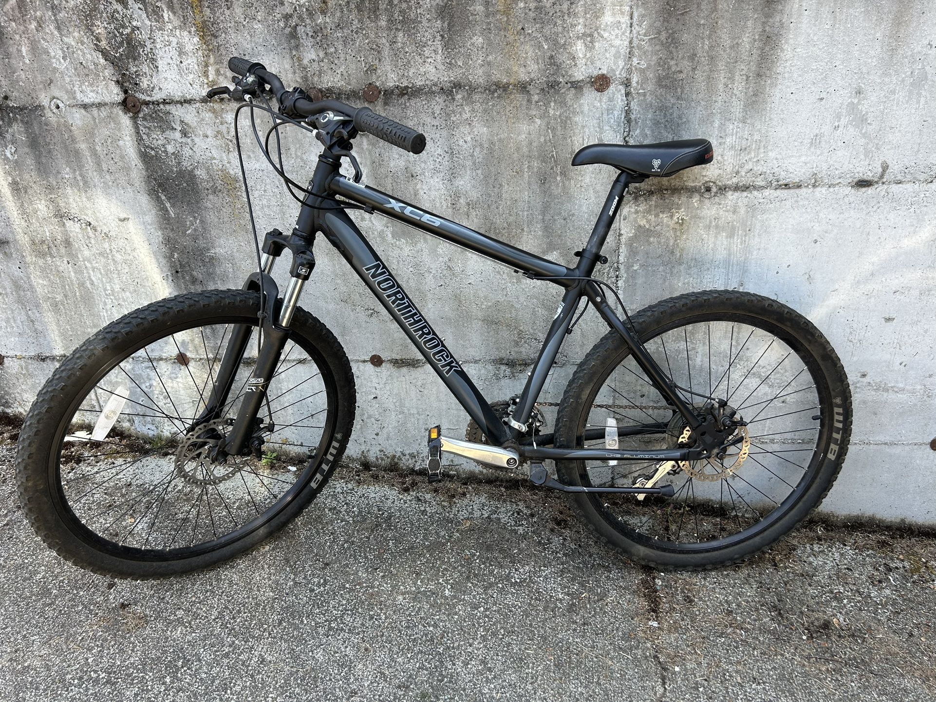 Northrock XC6 Mountain Bike