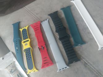 Apple watch bands and bracelettes and airpod cases