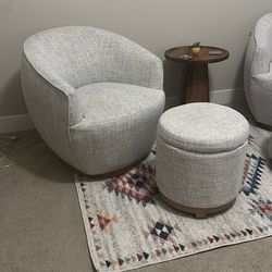 2 Chairs + 2 Ottomans w/storage