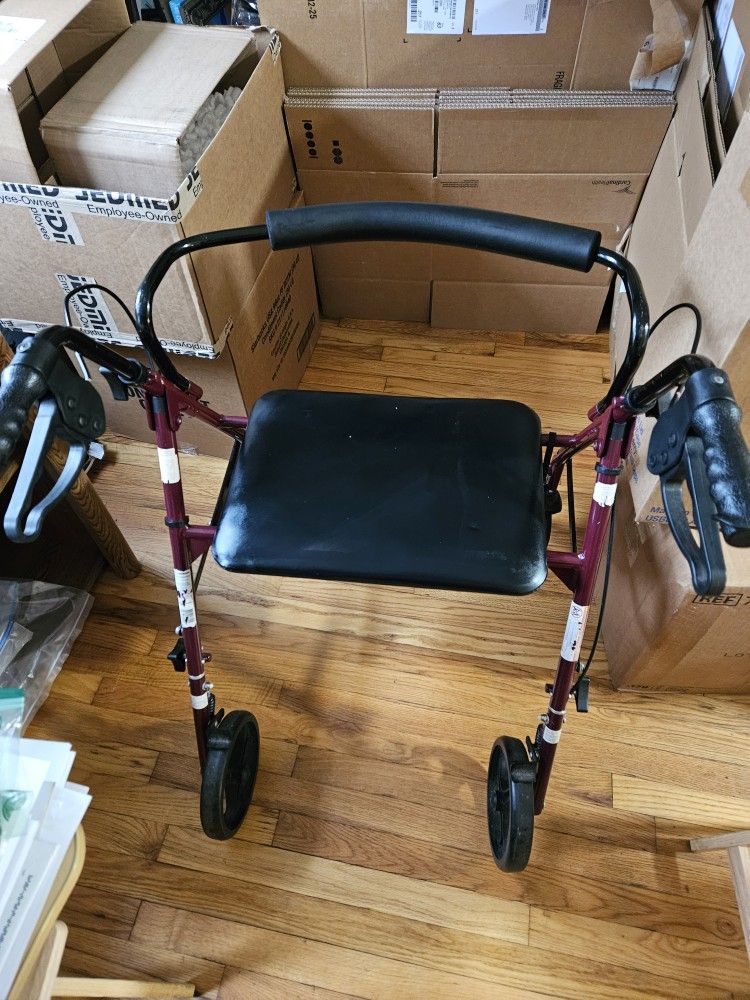 Bariatric Rollator Walker With Seat And Brakes