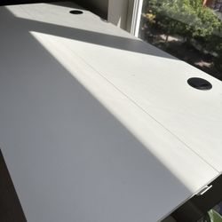 Standing Table