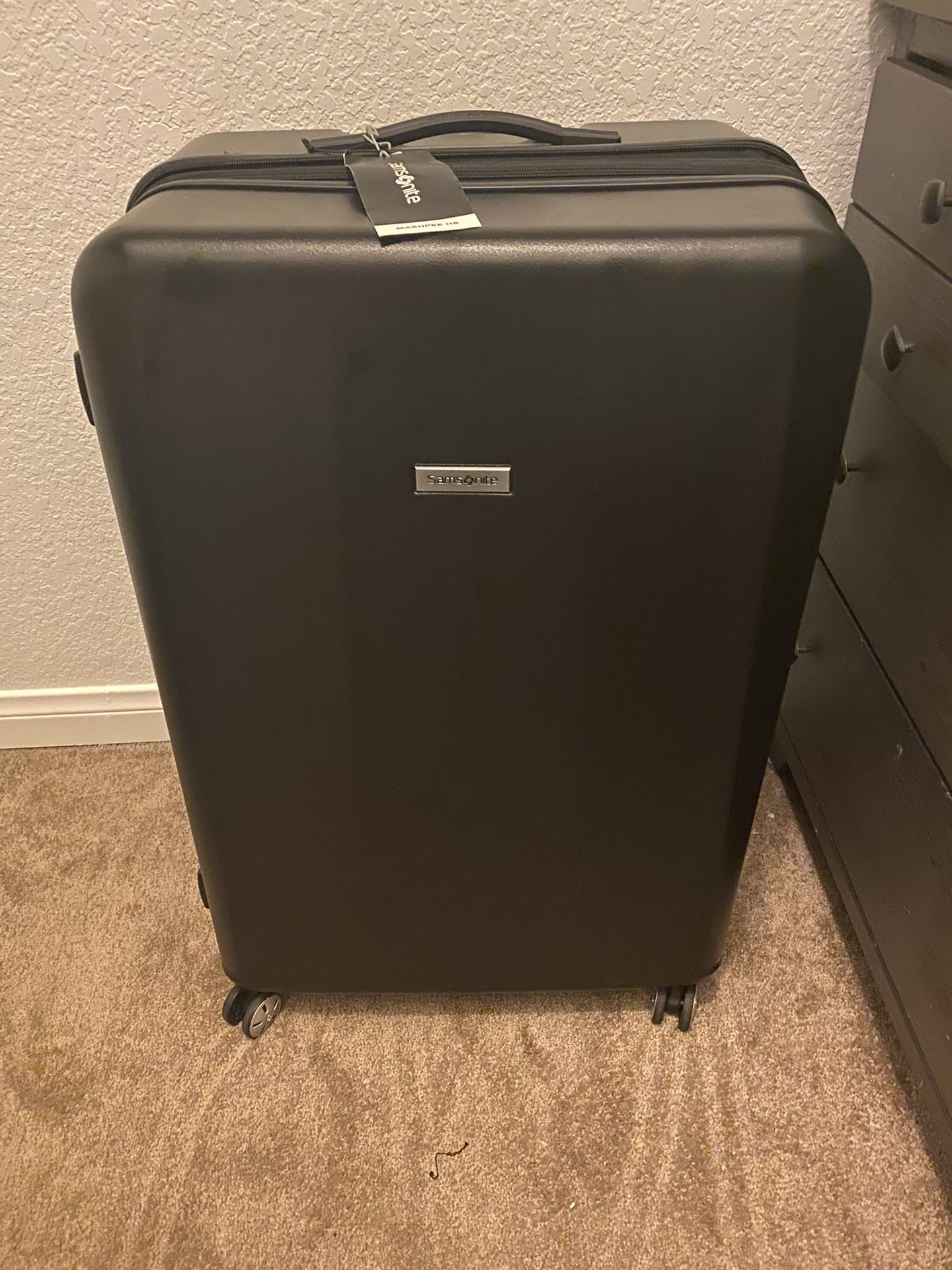 samsonite mashpee hs 28 spinner Luggage