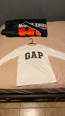 Gap T shirt
