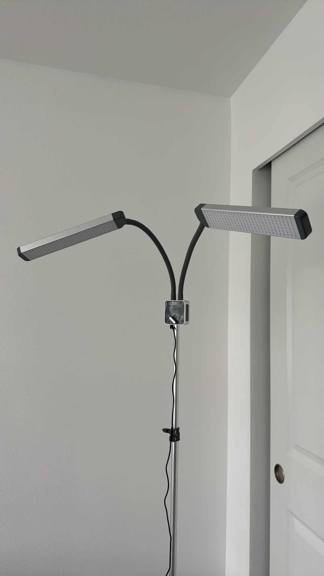 GLAMCOR Ultra X Portable LED Lighting