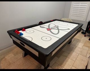 Hockey table