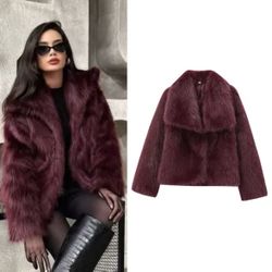 Women Fur Coat long sleeve fashion fur jacket- new