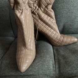 women heels (PICK UP ONLY)