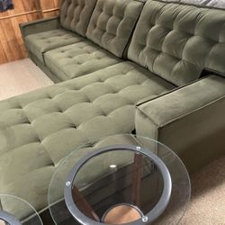 Cozy Stunning Nice Sectional!