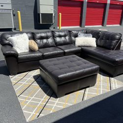 Leather Sectional Couch Sofa 🌟 Free Delivery!🚚💨