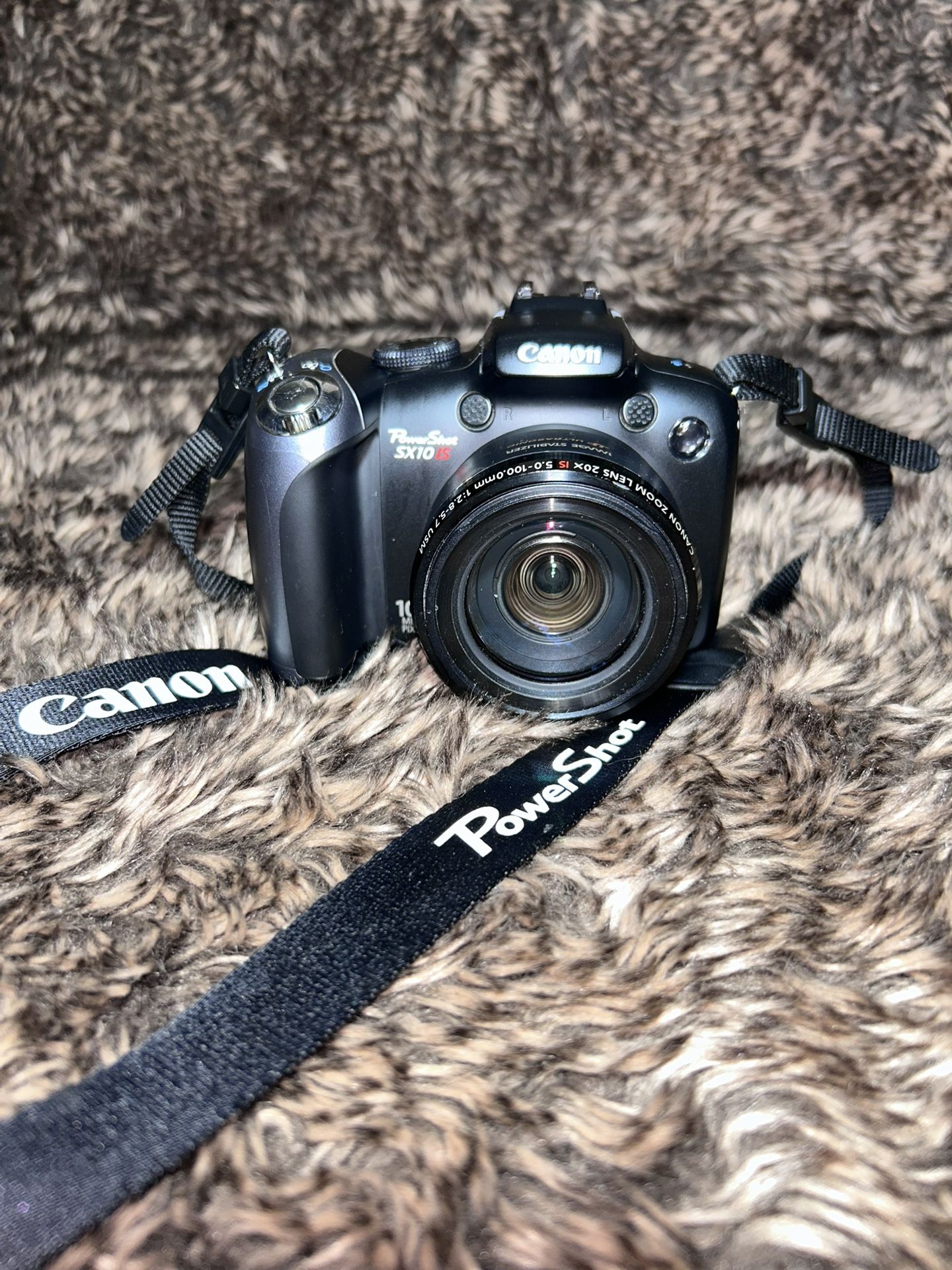 Canon PowerShot SX10 IS Digital Camera