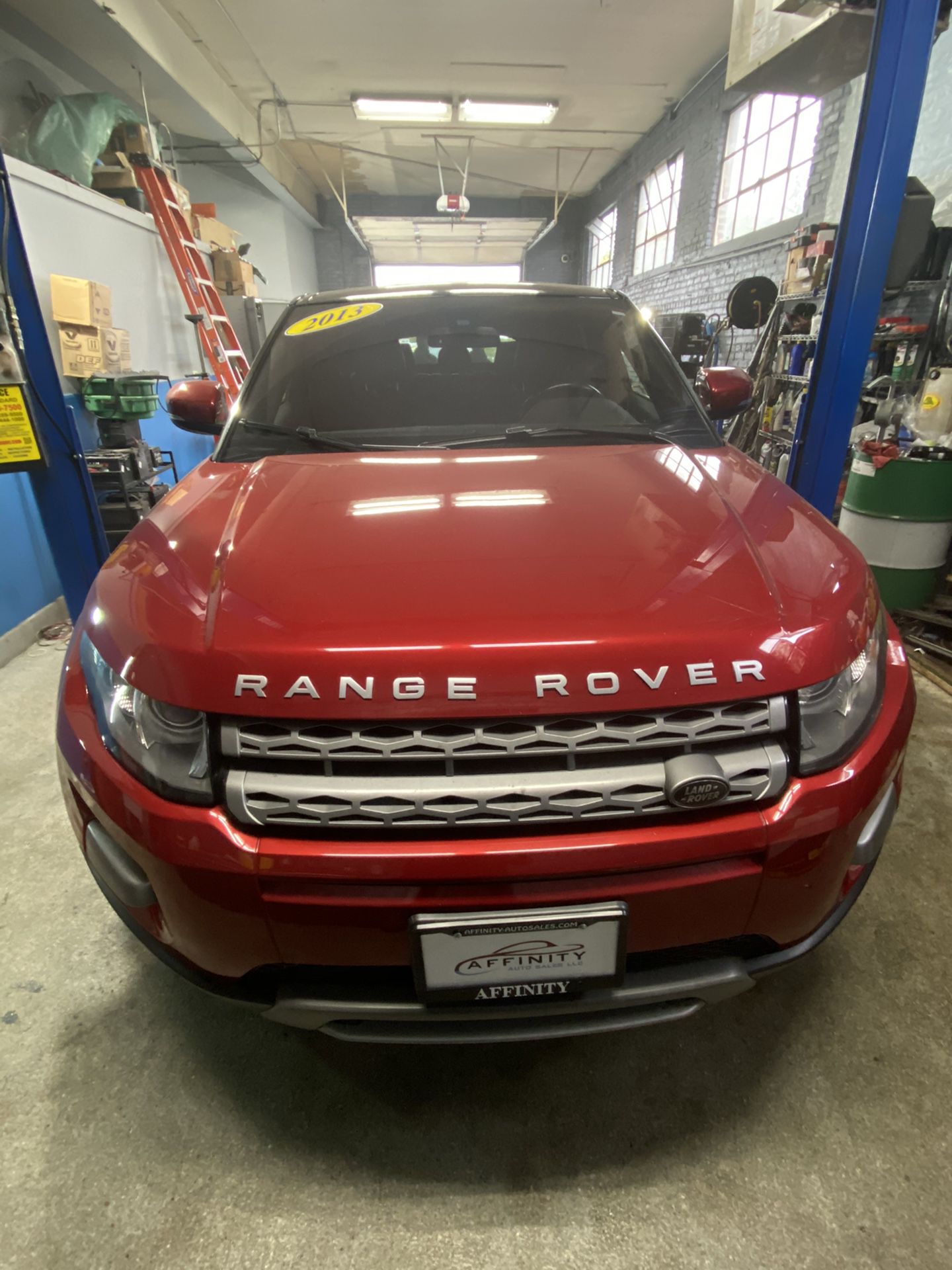 Ranger Rover Gloss Black Rim Paint 