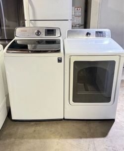 Set Samsung washer machine  and gas dryer everything works we deliver