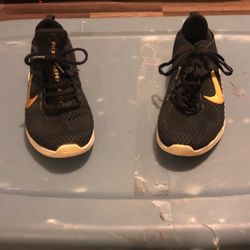 Black Nikes