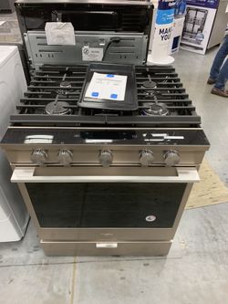 Brand new open box gas stove