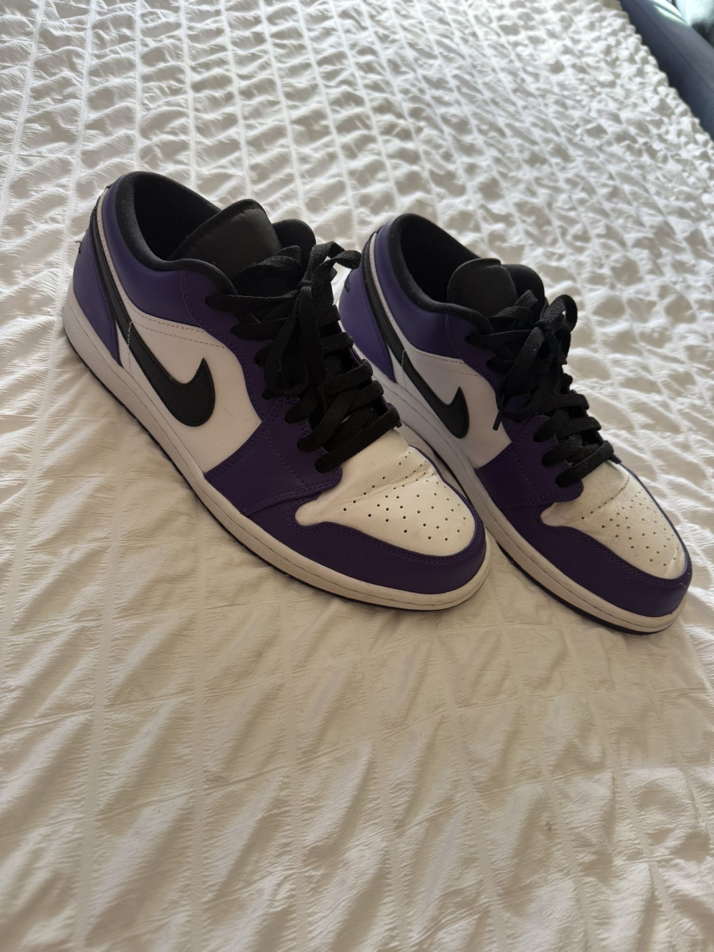 Air Jordan 1 Low “Court Purple” (Men’s Size 10.5)