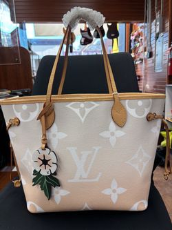 Louis Vuitton Neverfull