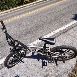 Mongoose Legion 20" Bicycle 