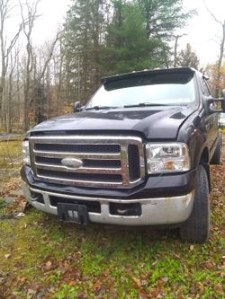 $3000 $ 85k 05 f 350 title in hand 5.4 gas needs motor work I am losing money lol