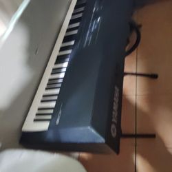 Yamaha Keyboard