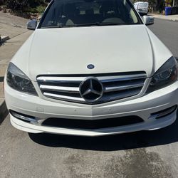 2011 Mercedes-Benz C-Class