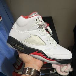 Air Jordan 5 OG “Fire Red”