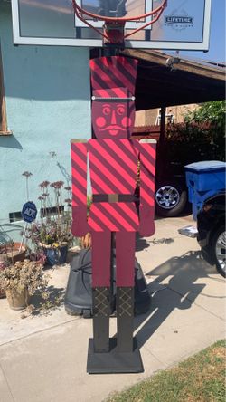 6 1/2 ft nutcrackers