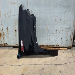 2020 2021 2022 2023 CHEVY SILVERADO 2500/3500 FENDER Right SIDE OEM