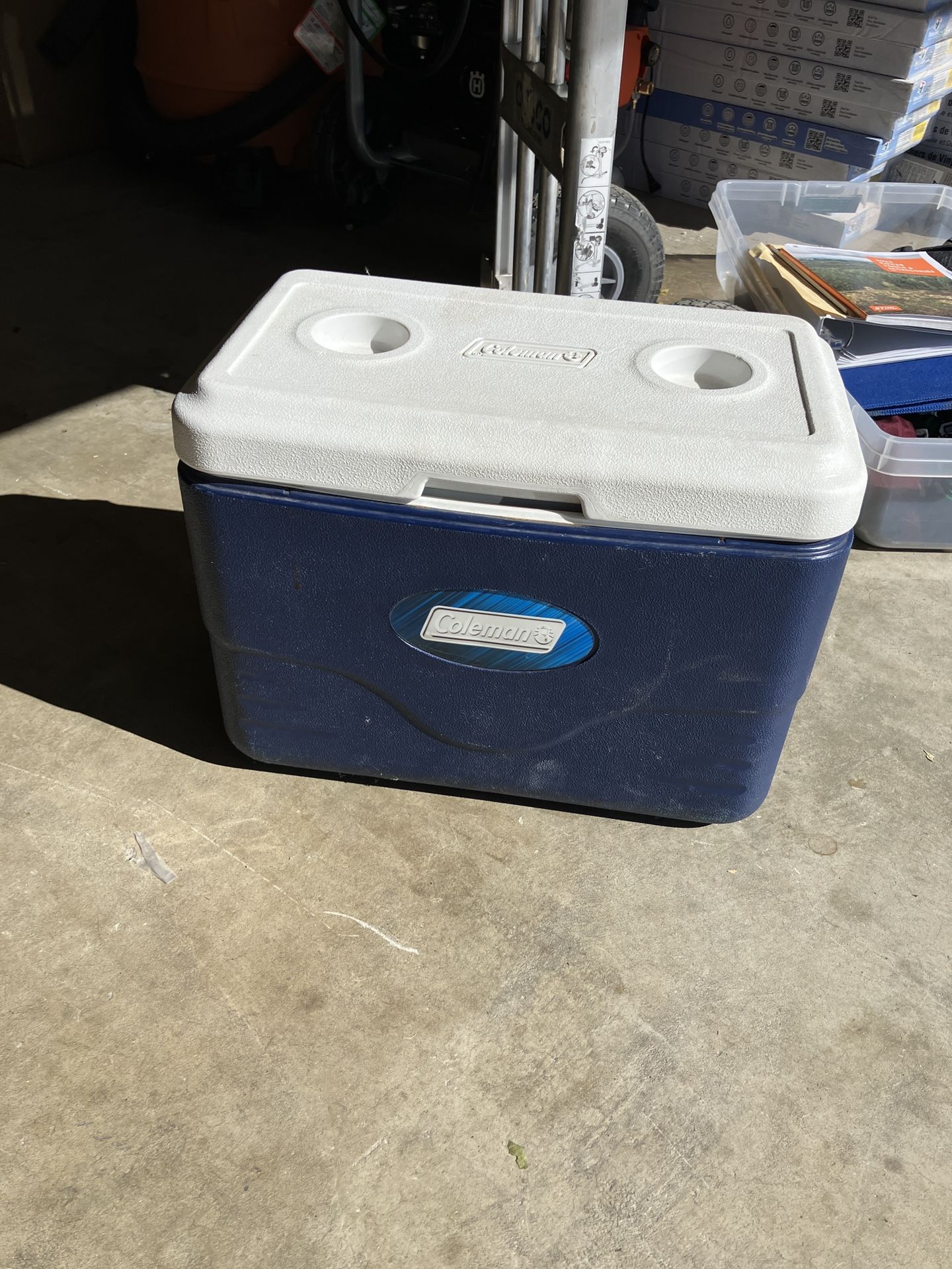 Medium Ice Chest