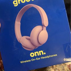 Groove On Wireless Headphones 