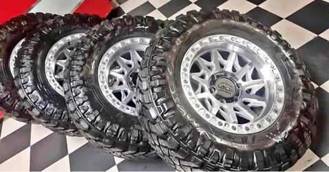 Vendo Rines nuevos para Toyota Tacoma Chevy Silverado  GMC con llantas 285/70/17
