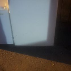 Mini Fridge.  I Have 2.  1 Bigger Than The Other One.  $35 And  $25