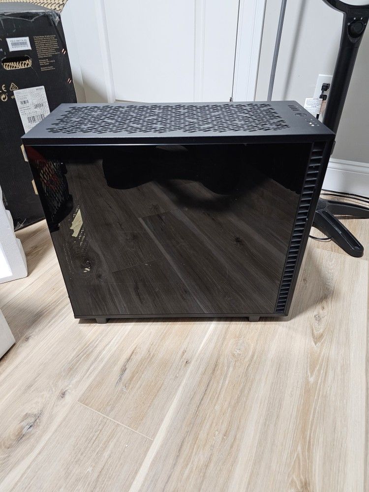 Fractal Design Define 7 PC Case
