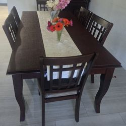 Dining Table With 6 Chairs 