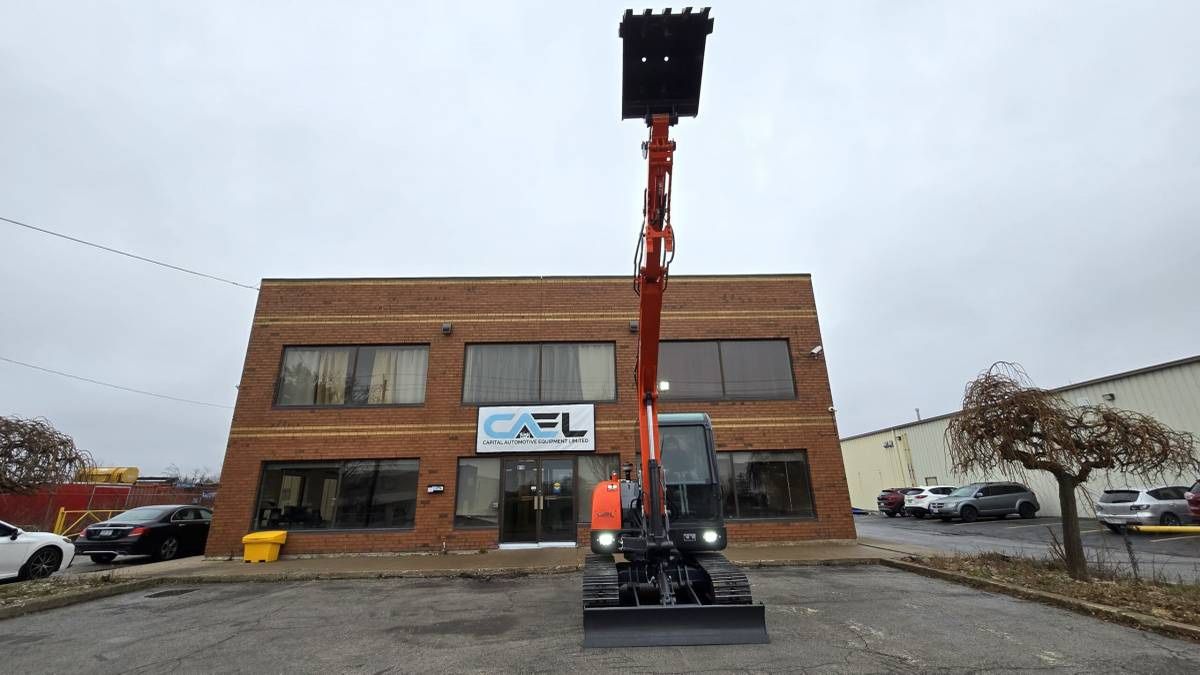 WHOLESALE PRICE BRAND NEW 6.2T EXCAVATOR Kubota Engine