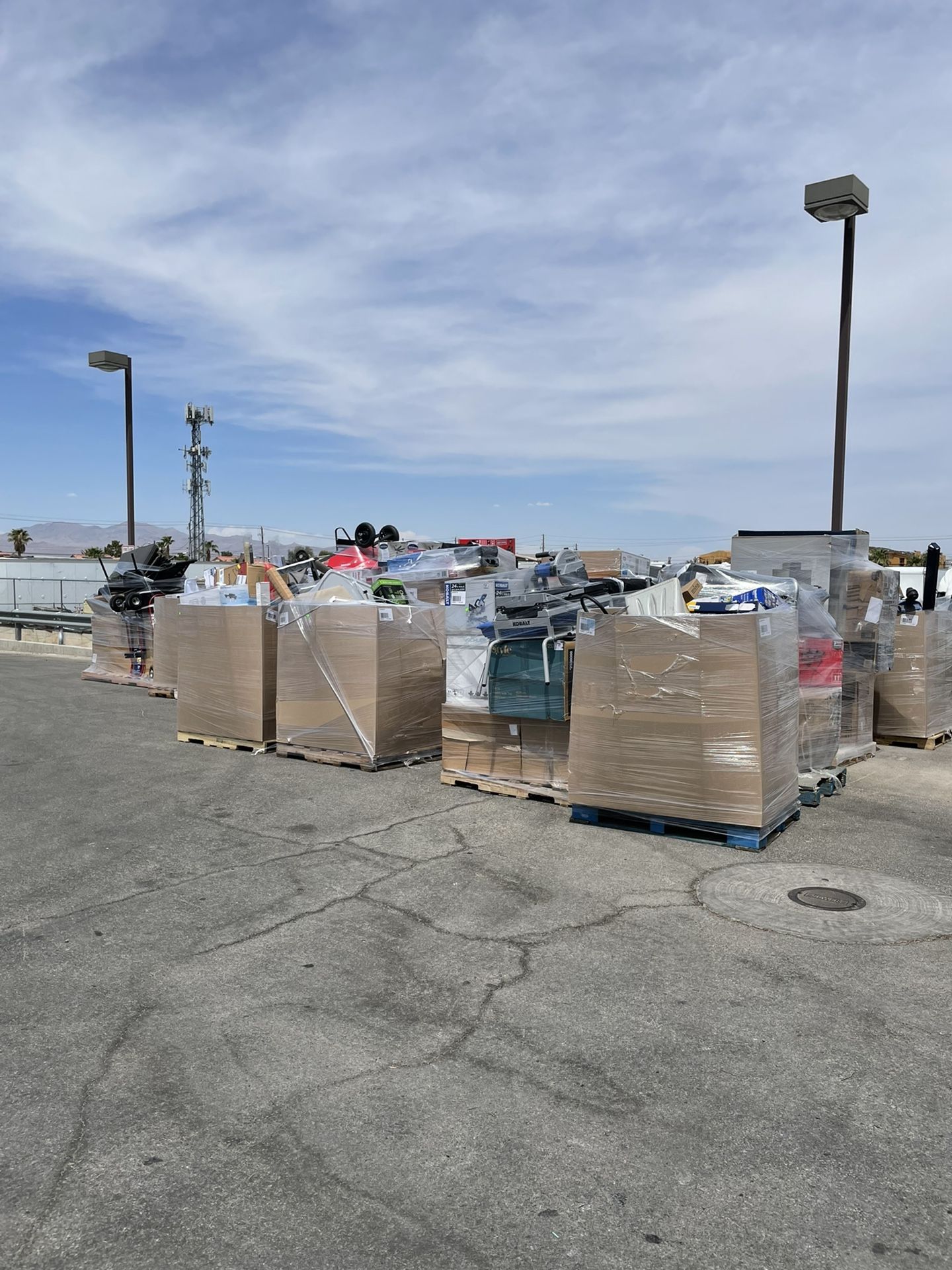 ✅ Liquidation Pallets (Lowes, Home Depot, Walmart)
