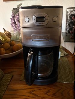 Cuisinart coffee maker with grinder