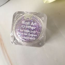Nail Art Purple Glitter