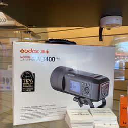GoDox AD 400 pro 