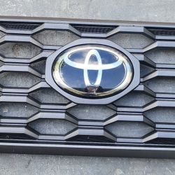 Oem Tacoma Front Grille