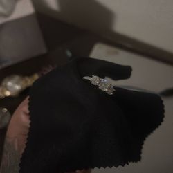 Moissanite 3stoned Ring With Ring Stone Fill