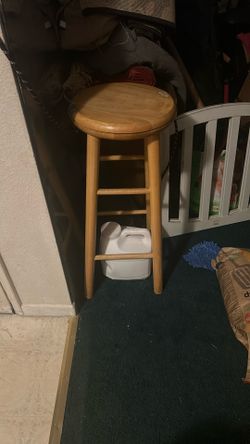Swivel Stool