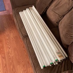 T - 8   Fluorescent light tubes