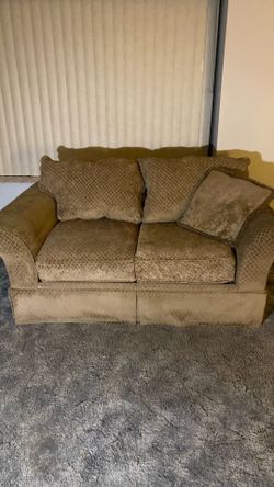 Couch and loveseat $50.