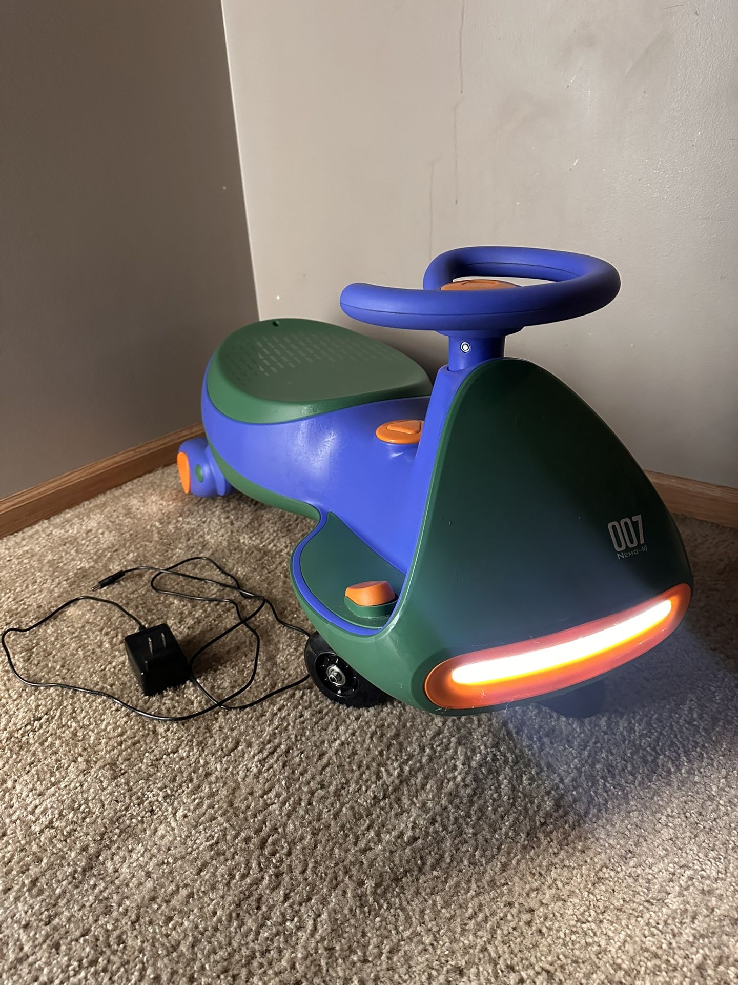 FanttikRide N7 Electric Wiggle Car