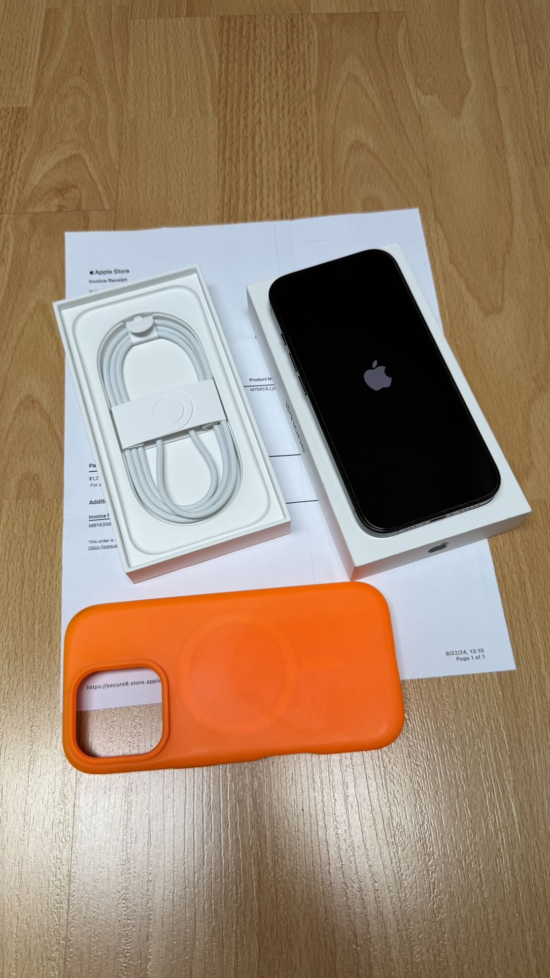 iPhone 16 Pro Black 256gb UNLOCKED with Apple Receipt Any Carrier 