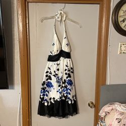 Formal dress Free