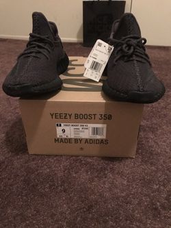 Yeezy 350 Black