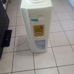 Water Dispenser 